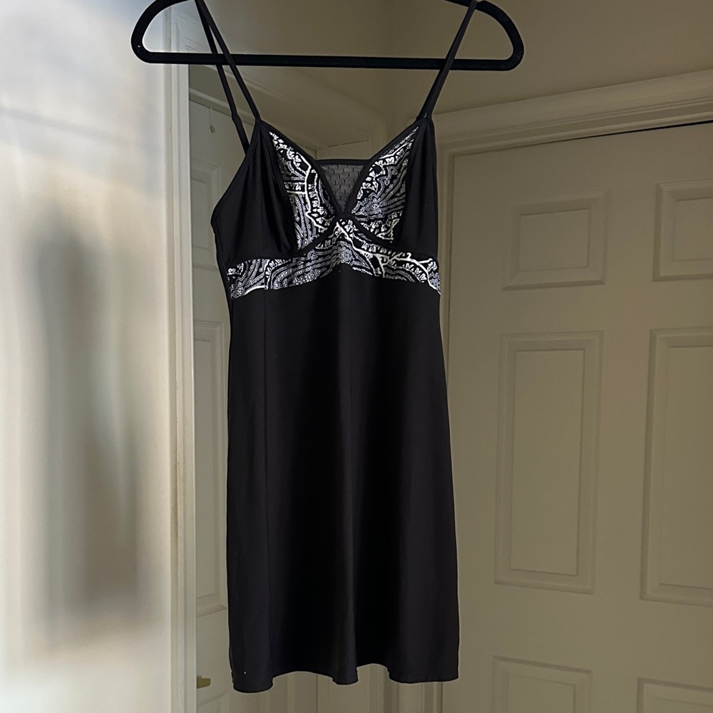 Gilligan & O'Malley Black and White Chemise